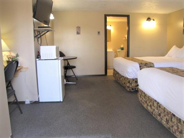 Bear Country Inn And Suites Mountain View Exteriör bild