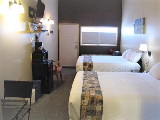 Bear Country Inn And Suites Mountain View Exteriör bild